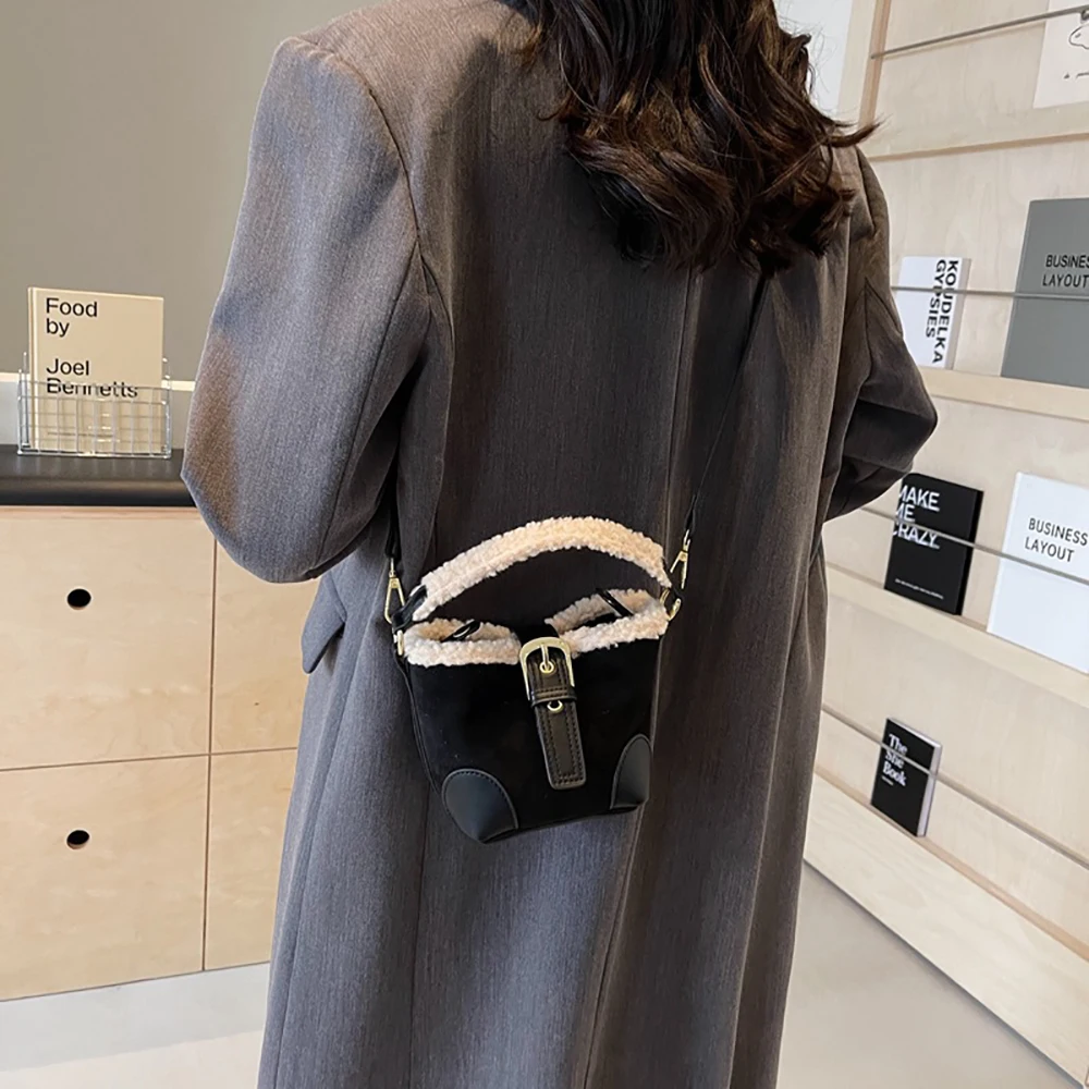 sacs pour femmes seau épaule sac à main automne hiver vintage polyvalent laine d'agneau sac à main élégant mode sac à bandoulière en gros