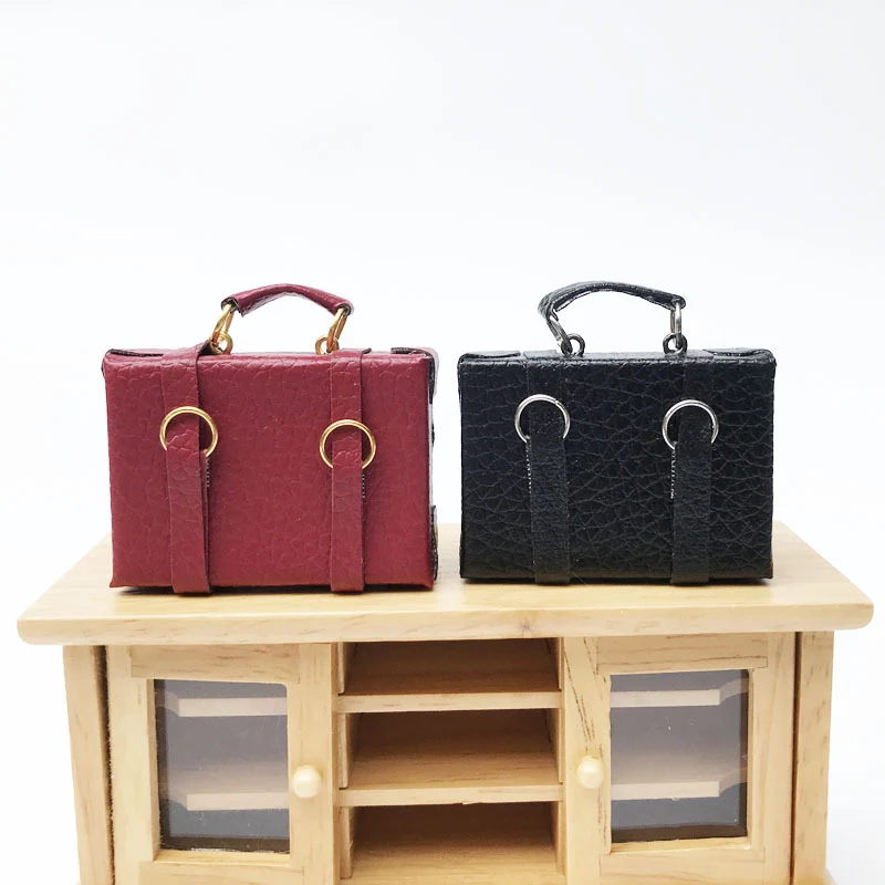 mini valise à la mode pour poupées, jouets miniatures, coffre, décor de maison de poupée, petite boîte à bijoux mignonne, sac à main pour filles, cadeau, 1 pièce