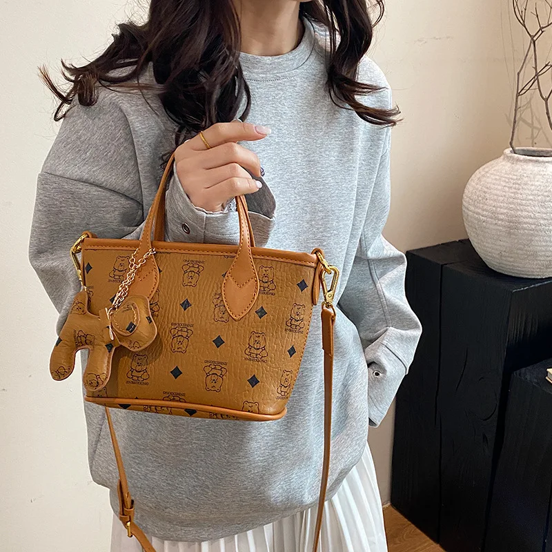 sac à bandoulière imprimé 2025, sac à bandoulière chic pour femmes, fourre tout seau élégant, sac polyvalent de jour à la nuit, sac à bandoulière texturé