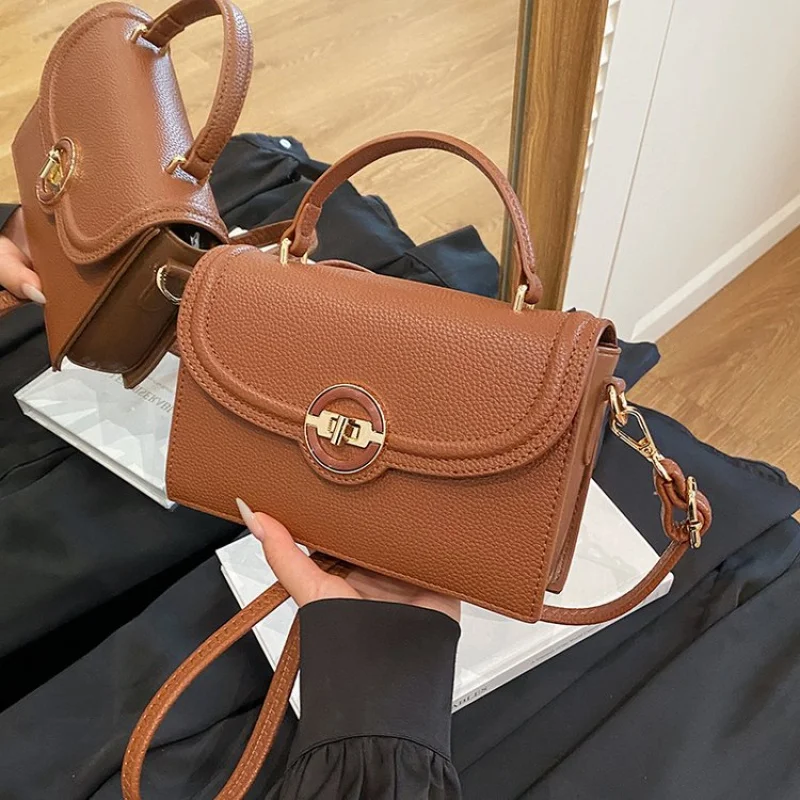 sac à bandoulière sophistiqué pour femmes, sac à bandoulière simple chic, design élégant pour les réunions de bureau