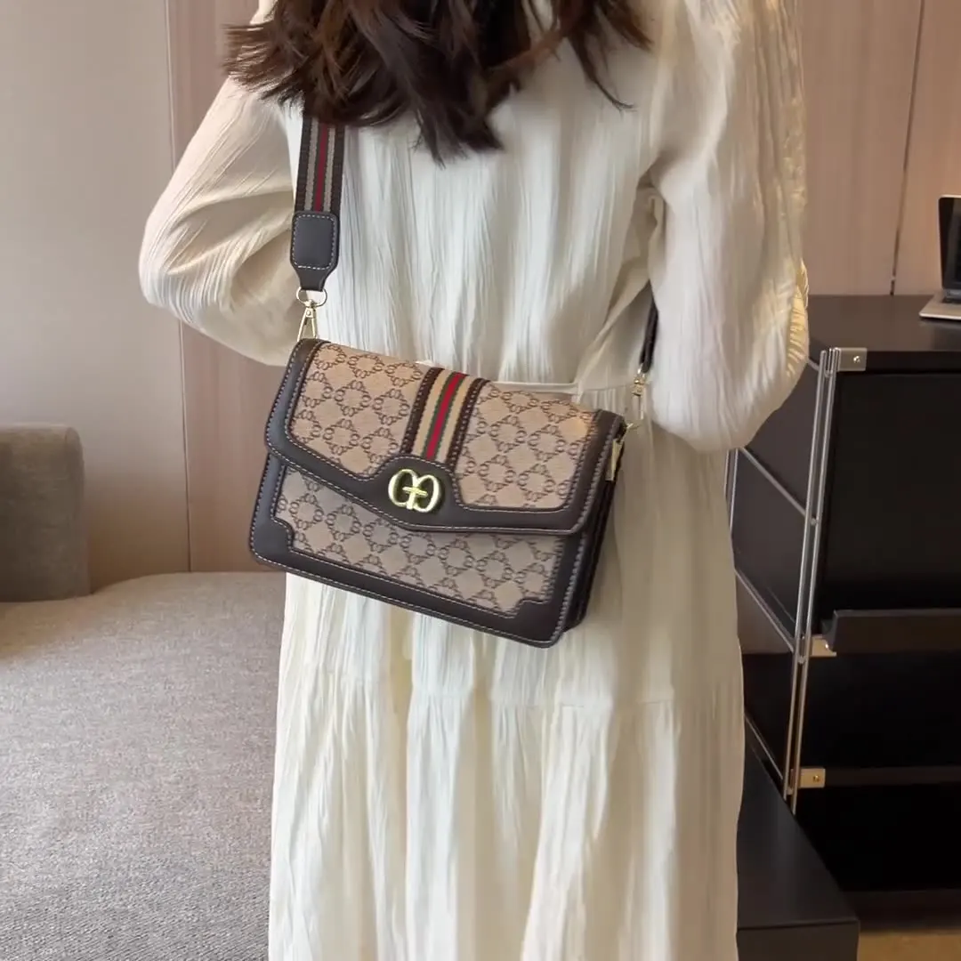 petit sac à main rétro de style design, nouveau modèle de sac à bandoulière à la mode, classique, sac d'affaires à une épaule de haute qualité, 2025