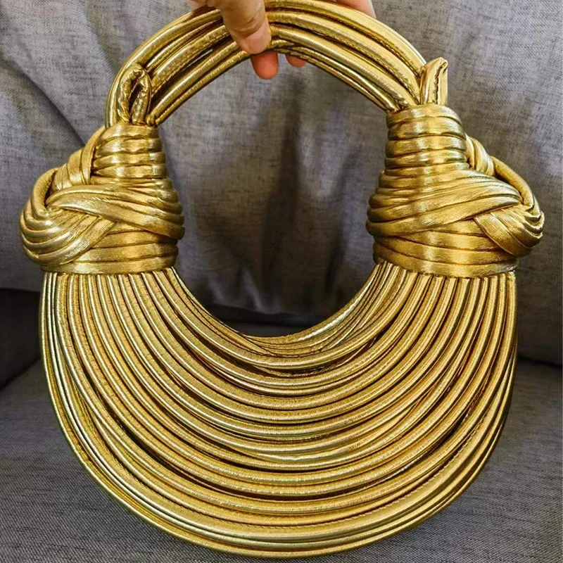 sacs à main pour femmes 2025 nouveau or marque de luxe de créateur sacs à nouilles tissés à la main corde nouée tiré hobo argent pochette de soirée chic
