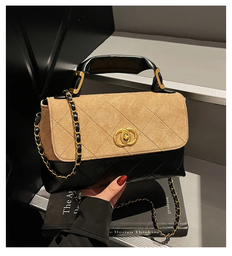 sac à bandoulière matelassé chic 2025 pour femmes, petit sac carré élégant, sac d'inspiration vintage à la mode pour le travail et le week end ​