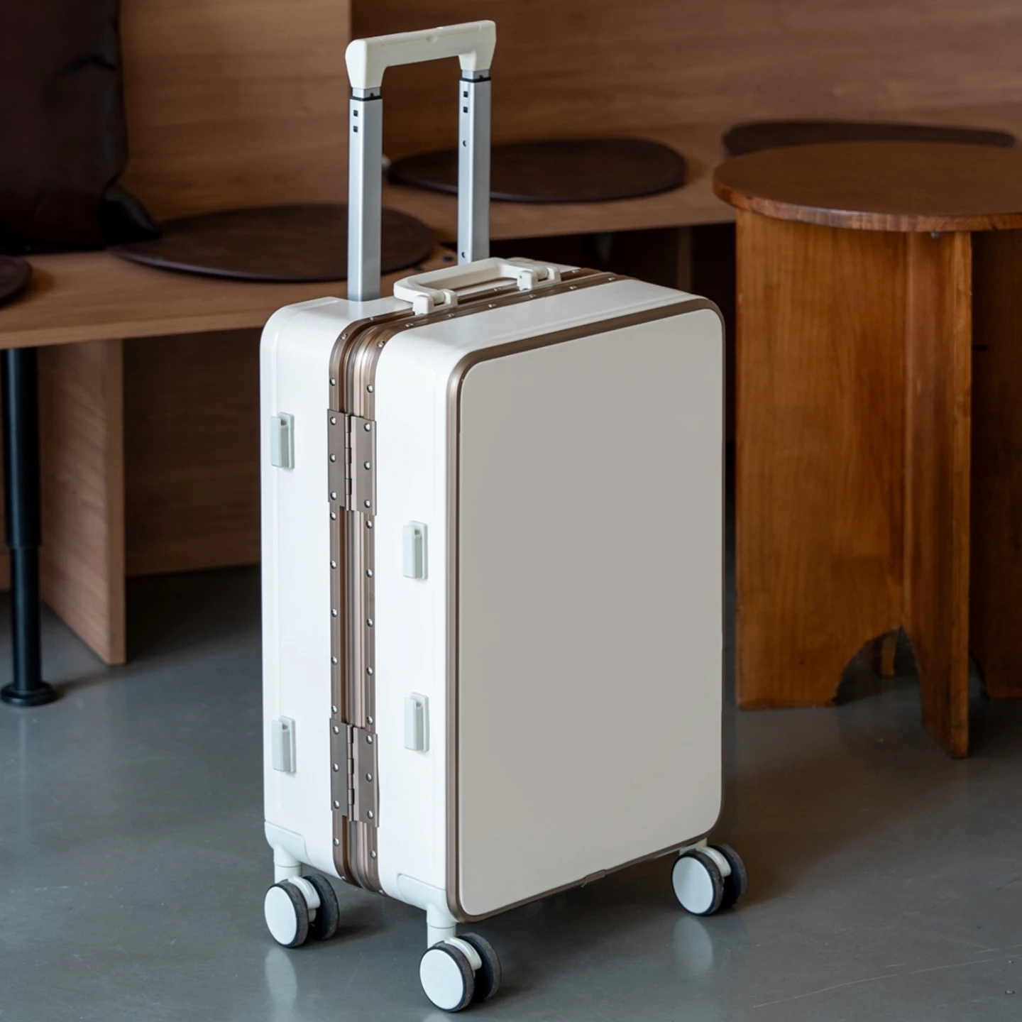 nouvelle valise de haute qualité 20 ", boîtier de chariot de voyage, mise à niveau du cadre en aluminium avec serrure, bagages roulants abs + matériau pc