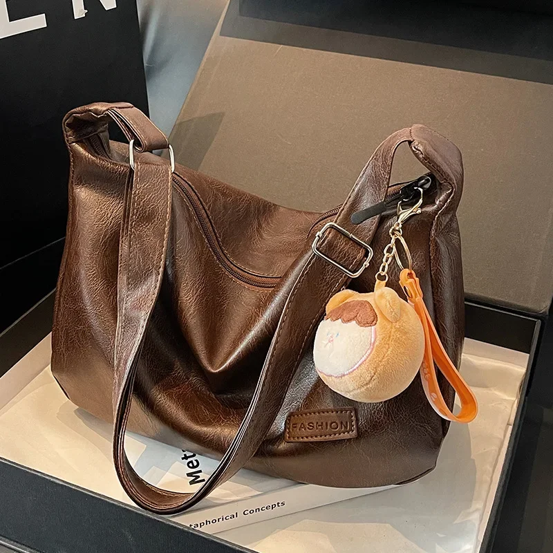 sacs à bandoulière pour femmes, sac à bandoulière léger de grande capacité, nouveaux sacs à main tendance, sac à boulettes polyvalent, 2025