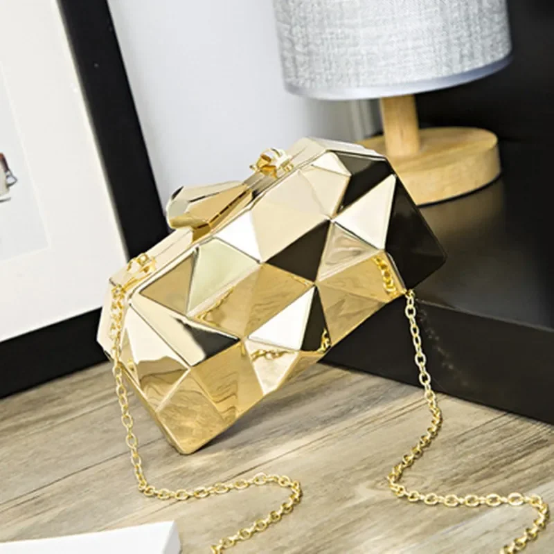 Sac à main pour femmes, pochettes à la mode géométrique, Mini sac à main de soirée, sac à bandoulière, boîte dorée, 2024