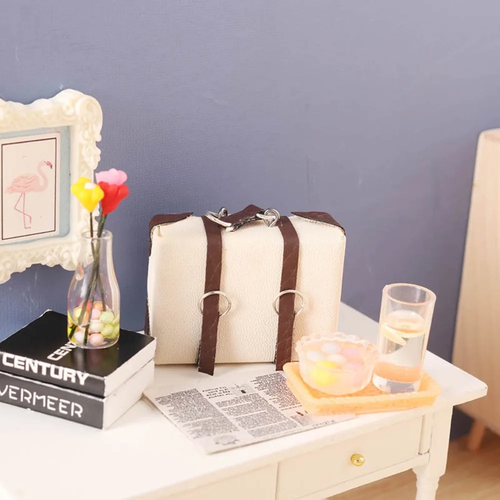 meubles de maison de poupée, bagages en cuir miniature, mini valise portable, modèle