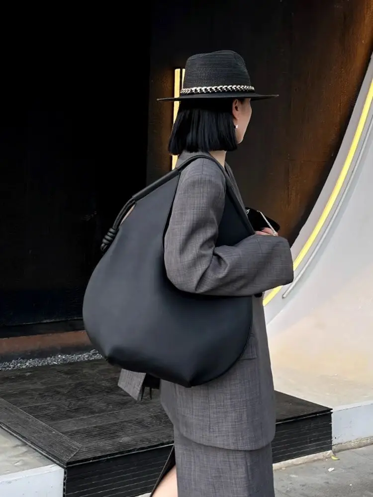 sac à main noir simple pour femmes, fourre tout en pu de grande capacité, sac à bandoulière de bureau, automne hiver