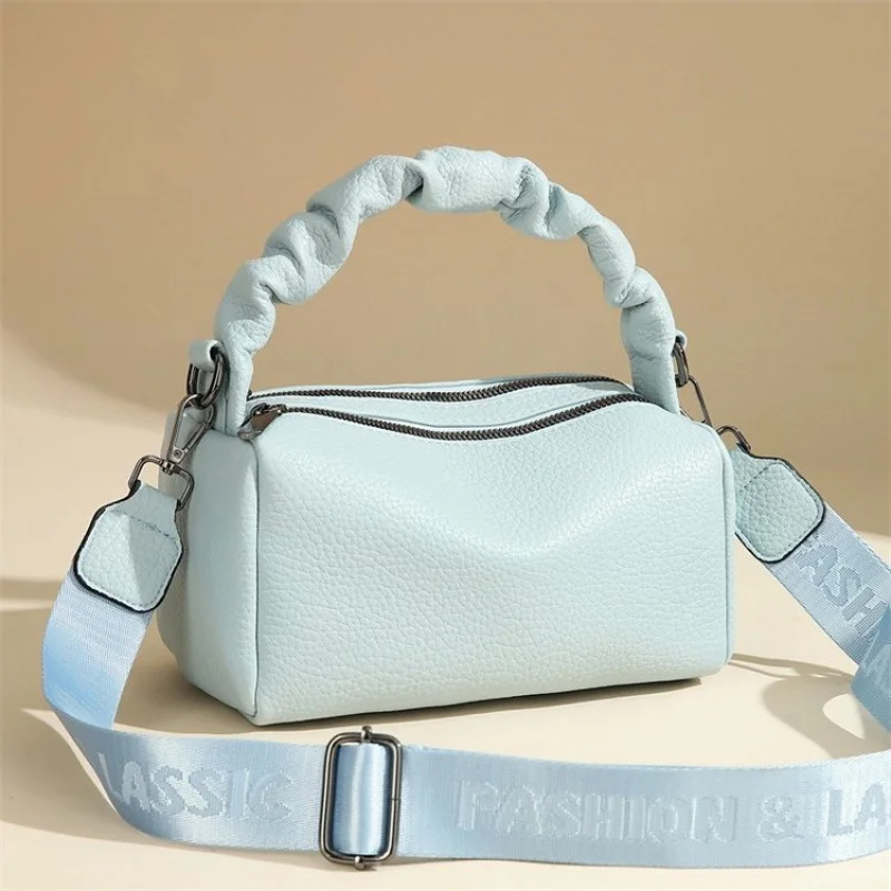 sac à main pour femme en cuir imprimé jaguar avec paris tendance, spacieux, doux, aspect moderne au quotidien 