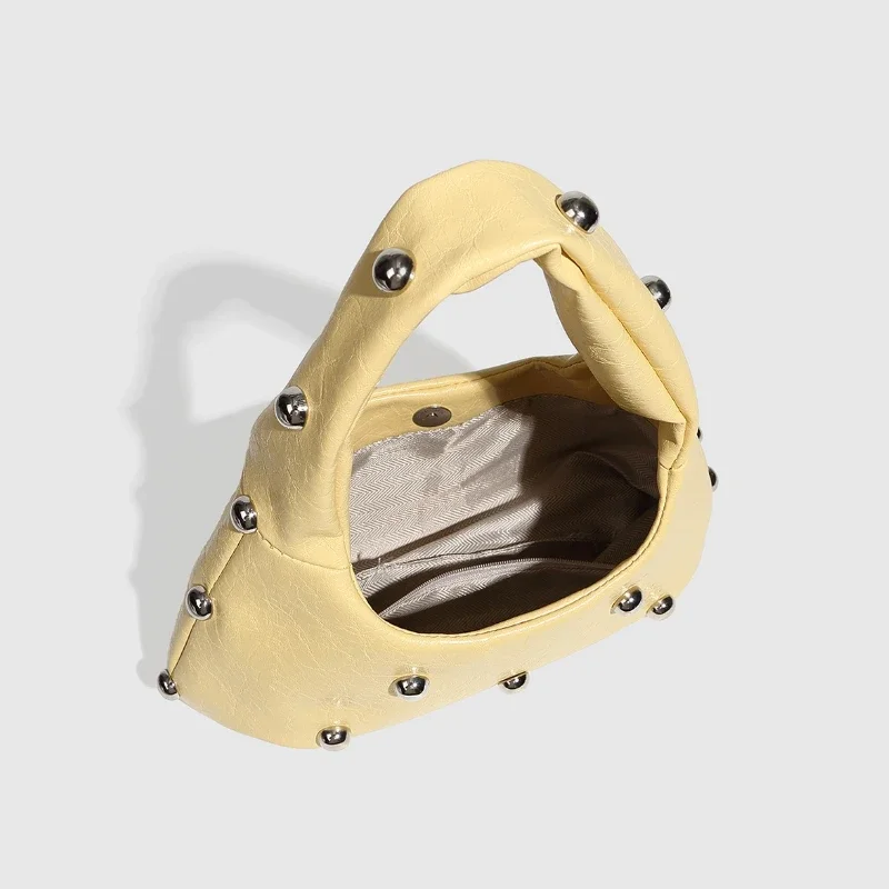 niche luxe chic dame rivet sac à bandoulière 2025 nouveau concepteur hobos demi lune sous les bras sacs mode rétro haut de gamme femmes sacs à main