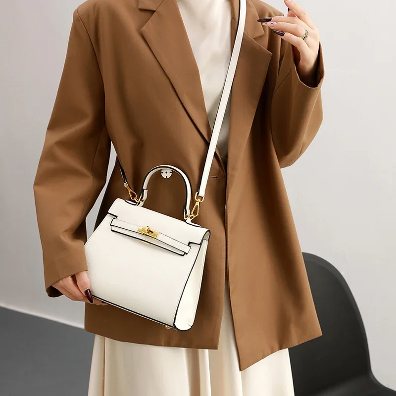 sac à main en cuir pour femmes, sac à bandoulière classique de luxe, fourre tout élégant de styliste pour un usage quotidien chic