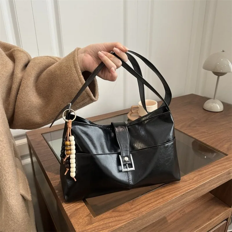 Gracieux sac à main sans effort bureau déplacements réunion d'affaires 2025 nouveau modèle élégant exquis glamour intemporel Chic pratique