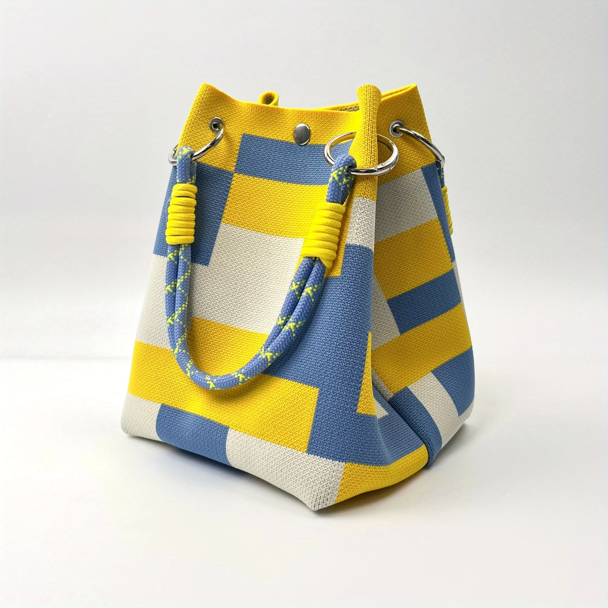 [Bac à main vintage] Sac à main vintage en tricot floral |   2025 Nouveau fourre-tout rétro de couleurs mélangées avec fermeture à fermoir sécurisée, polyester durable