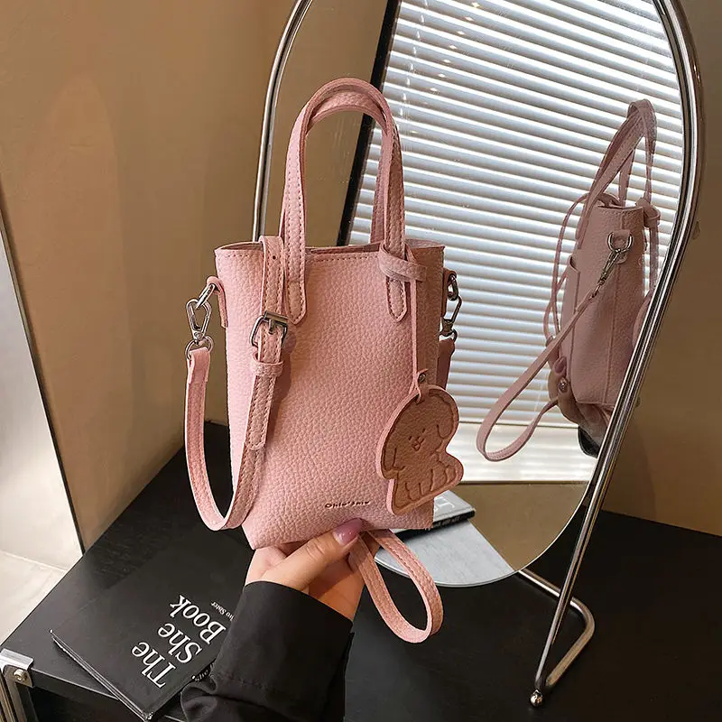 sac à main décontracté à la mode, design simple, sac à bandoulière pour femmes, nouveau style de printemps, version coréenne, sensation haut de gamme, cuir pu