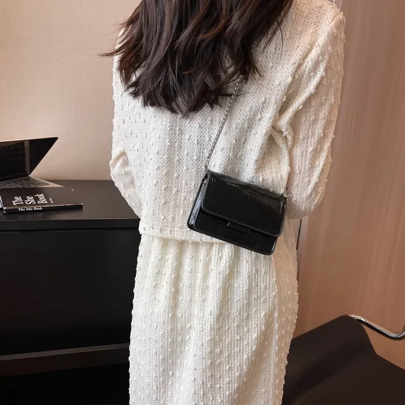 sac à bandoulière chic argenté vintage pour femme, petit sac à main en cuir pu, design de luxe, initié, mode or, mini carré mignon