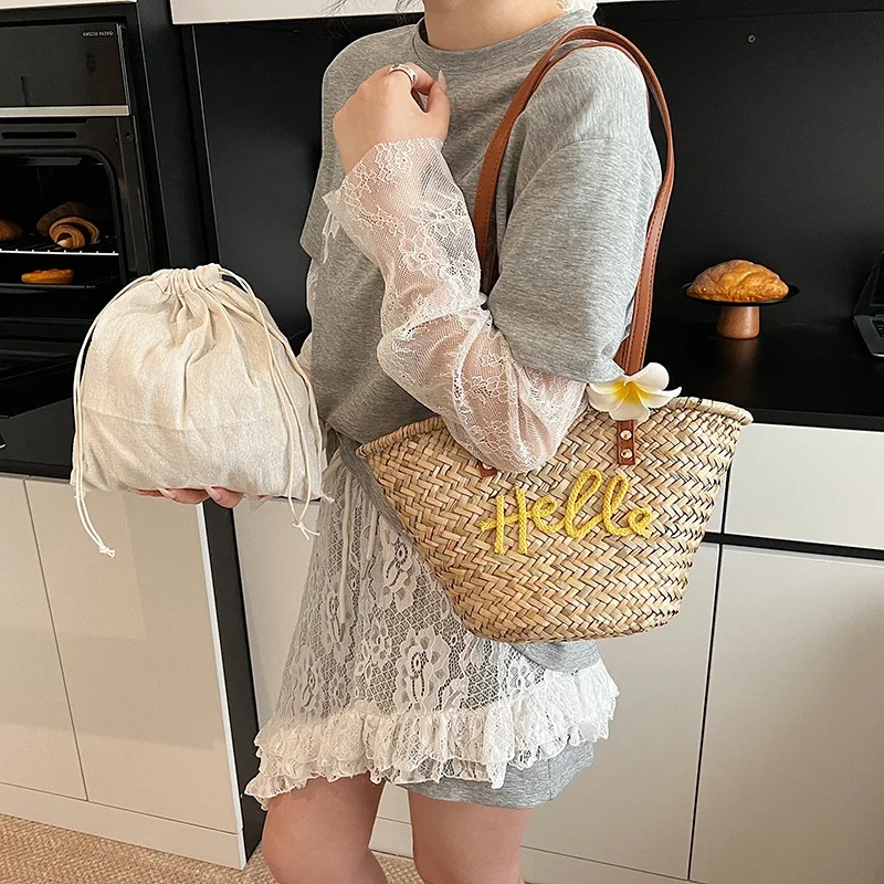 Sac de paille de styliste pour femmes, sac à main tissé à la main en rotin, sac à bandoulière de plage d'été, panier de shopping, 2024