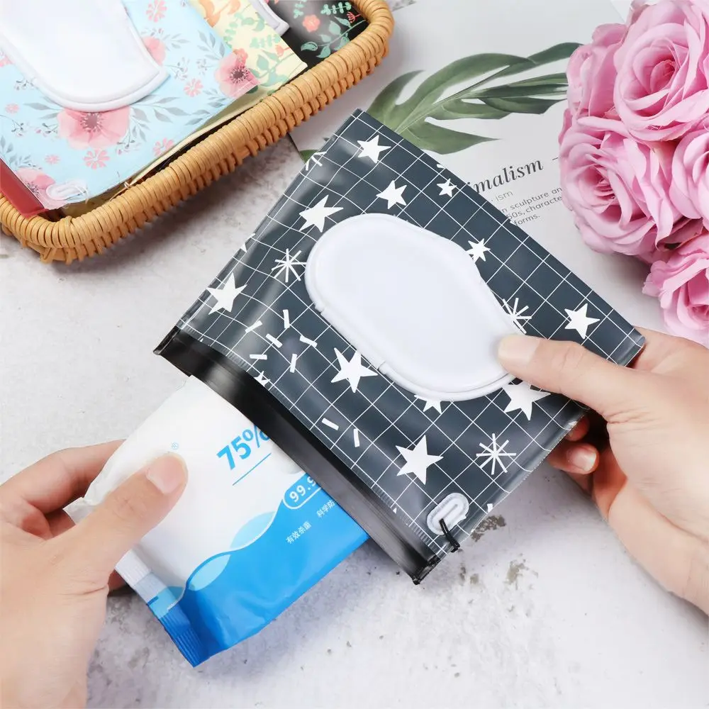Étui de transport extérieur portable avec sangle à pression, support de produit pour bébé, sac de lingettes, poudres cosmétiques, accessoires de poussette, boîte à mouchoirs