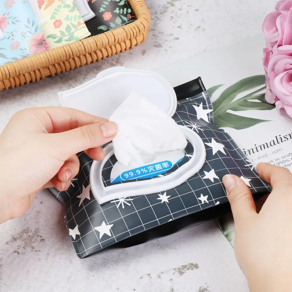 Étui de transport extérieur portable avec sangle à pression, support de produit pour bébé, sac de lingettes, poudres cosmétiques, accessoires de poussette, boîte à mouchoirs