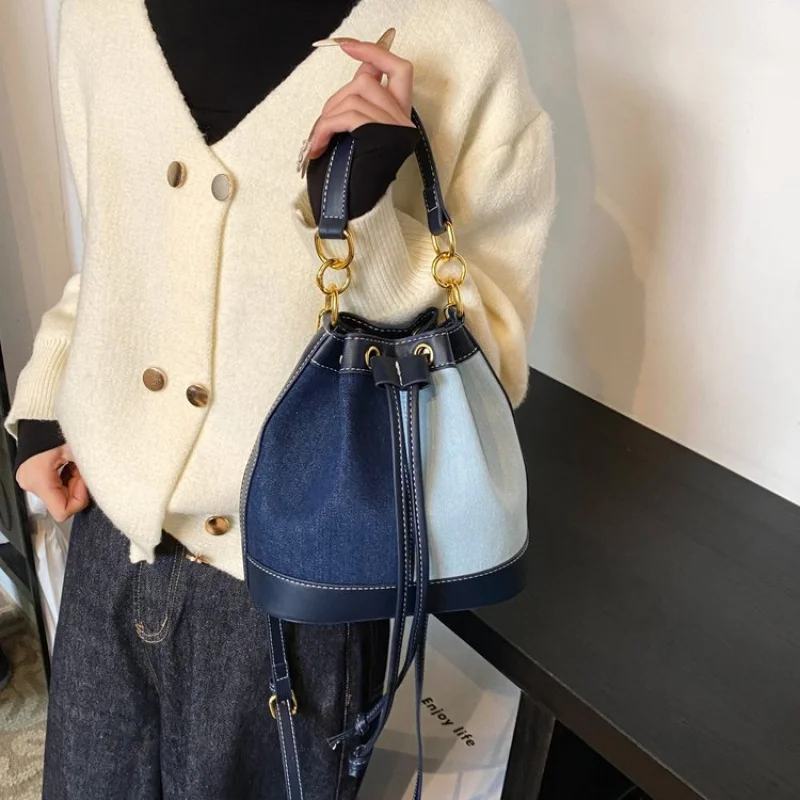 sac à main en cuir à motifs de lavande pour femmes, haut de gamme, paris, durable, spacieux, doux, style moderne 