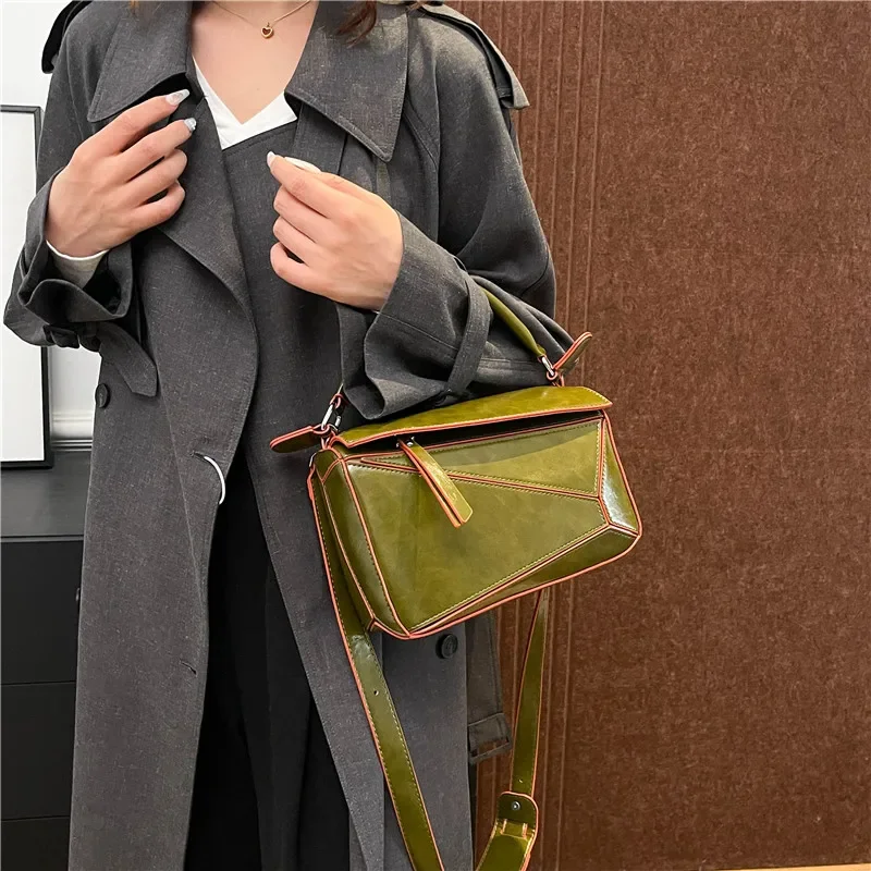 sac fourre-tout de luxe en cuir pour femmes, fourre-tout élégant, sac à main à bandoulière, design minimaliste vintage, bourse de banlieue de grande capacité