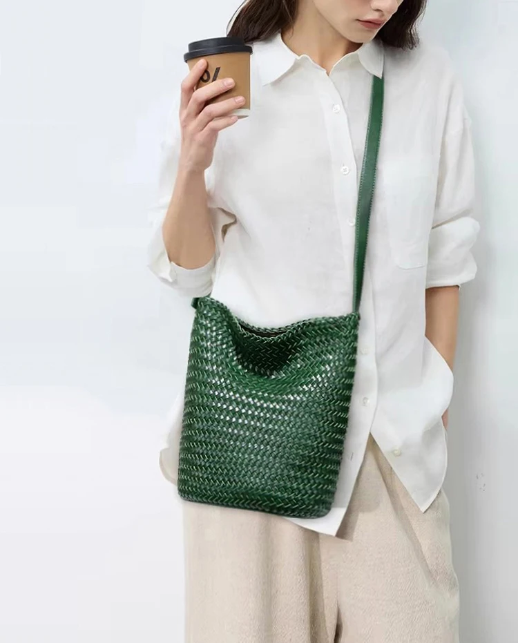 sac à main de luxe pour femmes, nouveau sac haut de gamme en cuir véritable tissé à la main, fourre tout à bandoulière de grande capacité, sac sous les bras, sac seau