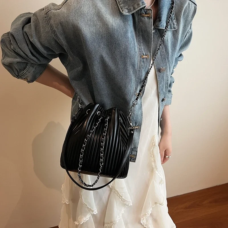 sac à bandoulière en cuir pu pour femmes, design de marque, sac seau à rayures plissées, mini petit sac à bandoulière simple pour dames