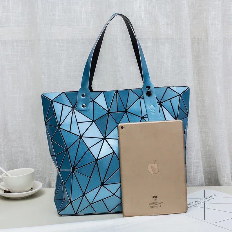 grands sacs à main de luxe hologramme pour femmes, sac de styliste pour plage, sac à épaule fourre tout géométrique pour dames, nouvelle collection
