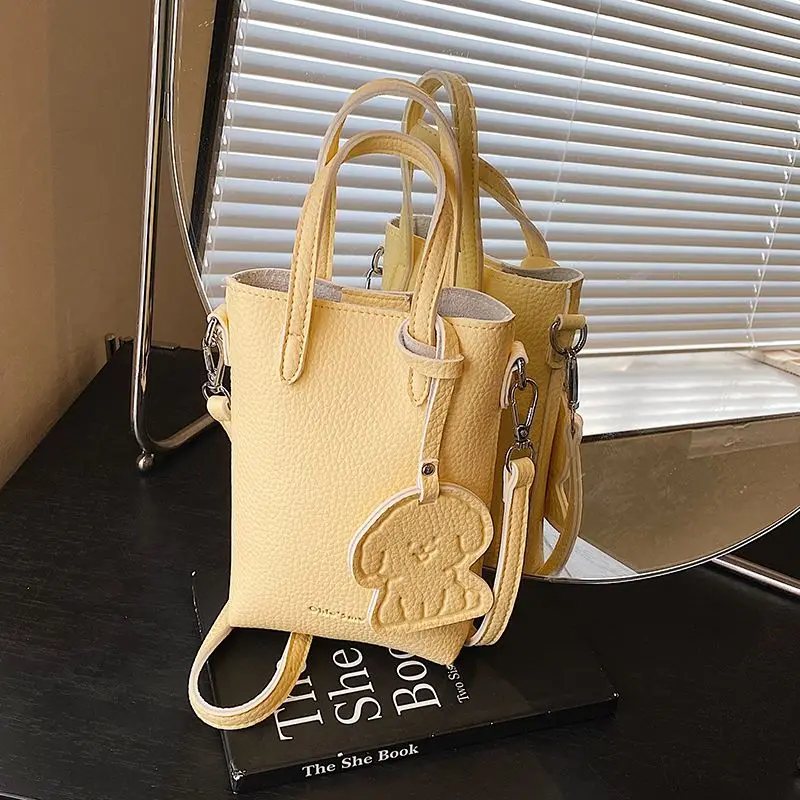sac à main décontracté à la mode, design simple, sac à bandoulière pour femmes, nouveau style de printemps, version coréenne, sensation haut de gamme, cuir pu