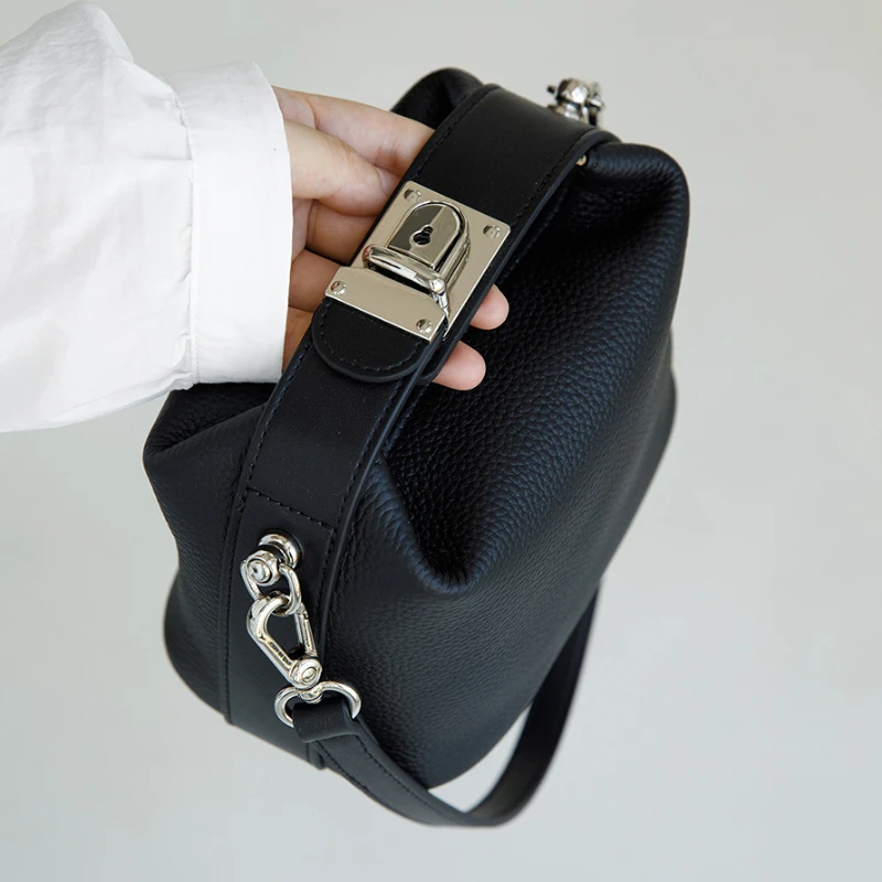 sac à main de luxe en cuir véritable pour femme, cuir de vachette mars, serrure argentée, petit sac initié, tendance, haute qualité, nouveau, mode 2025