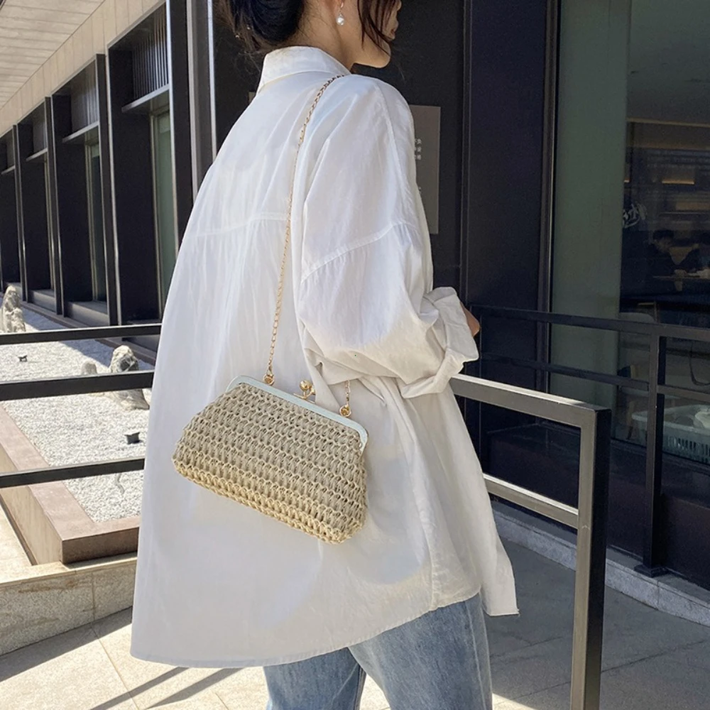 chaîne tissé à la main sacs à main été femme pochette simple texture dîner fête à la main décontracté élégant portable sac de soirée 2025