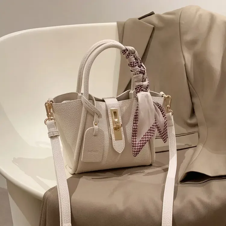 Nanfeng Paris Chic sac fourre-tout femmes 2024 printemps été nouveau sac à main haut de gamme sensation banlieue unique épaule inclinée sac croisé
