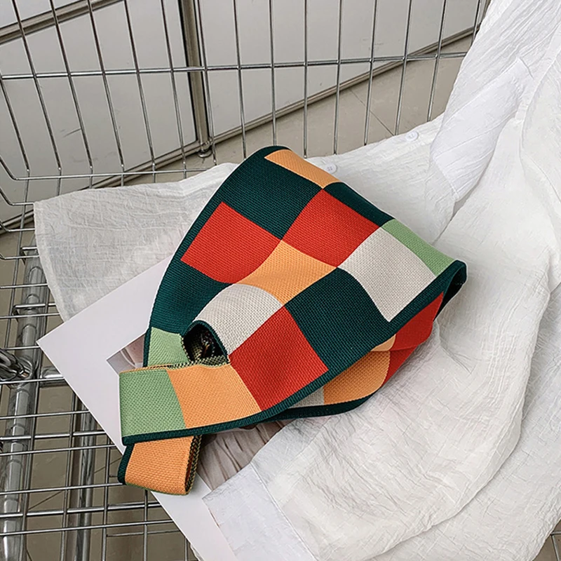 sac à main en tricot fait à la main pour femmes, mini sac de poignet à nœud, fourre tout décontracté à larges rayures de couleur, sacs de shopping réutilisables pour étudiants