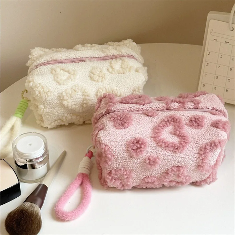 sacs de maquillage en peluche avec poignée, sac de rangement de cosmétiques de voyage souple, organisateur portable imprimé d'amour, trousse à crayons, pochette mignonne