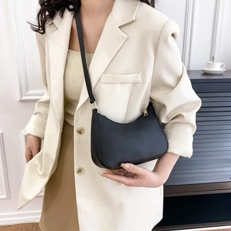 Nouveaux sacs à main de mode pour femmes rétro couleur unie en cuir PU épaule sous les bras sac décontracté femmes sacs à main sac de créateur pour les femmes