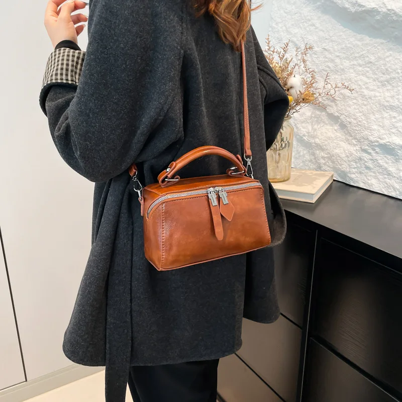 sac à bandoulière matelassé chic 2025 pour femmes, bandoulière élégante à poignée supérieure, sac à la mode avec poches intérieures pour un usage quotidien 