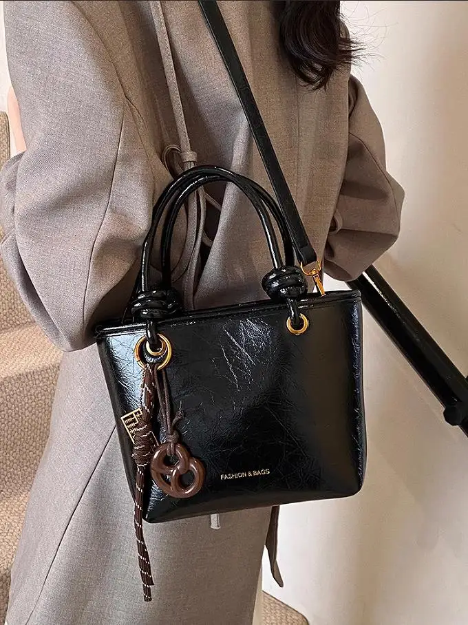 sacs à bandoulière à poignée supérieure avec pendentif pour femme, sac à main rouge, créateur de marque de luxe, mode initiée, fourre tout, e27