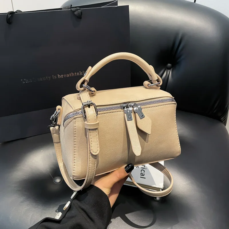 Sac à bandoulière matelassé Chic 2025 pour femmes, bandoulière élégante à poignée supérieure, sac à la mode avec poches intérieures pour un usage quotidien ​