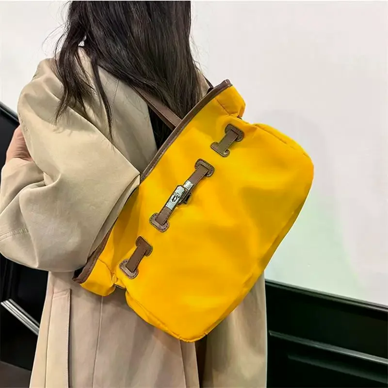 sac à bandoulière moderne de grande capacité, sac de maman tendance et pratique pour femmes, sac de banlieue élégant, sac à main rétro cadeaux