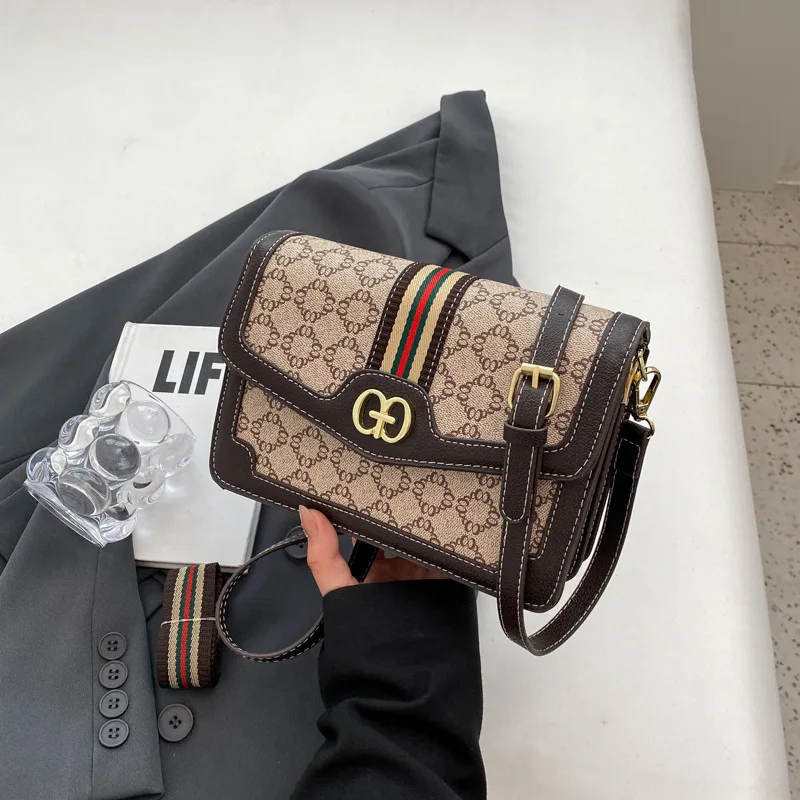 petit sac à main rétro de style design, nouveau modèle de sac à bandoulière à la mode, classique, sac d'affaires à une épaule de haute qualité, 2025