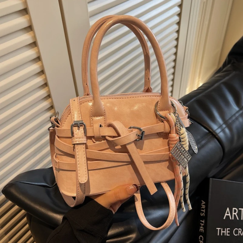 sacs à main de luxe à poignée supérieure pour femmes, mini sac à bandoulière avec pendentif, bourses rétro à la mode, 2025