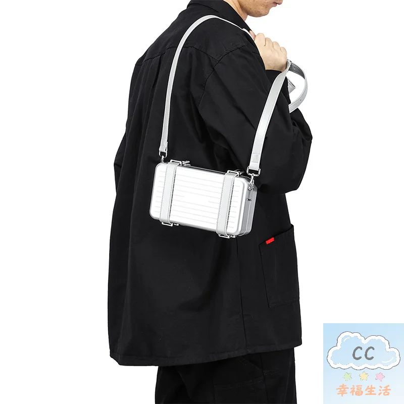 sac à main classique et élégant en forme de bagage rigide : cadeau de sac à bandoulière au design créatif