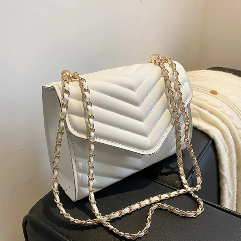 Sac à bandoulière rétro à la mode pour femmes, petit sac carré simple avec chaîne
