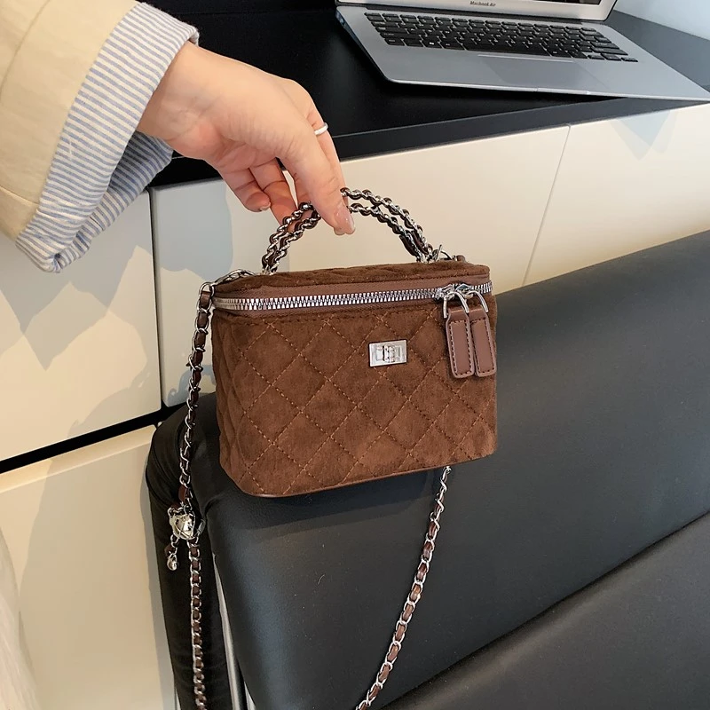 Sac à bandoulière chic de couleur unie pour femme, tissu doux de qualité supérieure, design matelassé en diamant, idéal pour les déplacements quotidiens, les voyages et l'utilisation du week-end