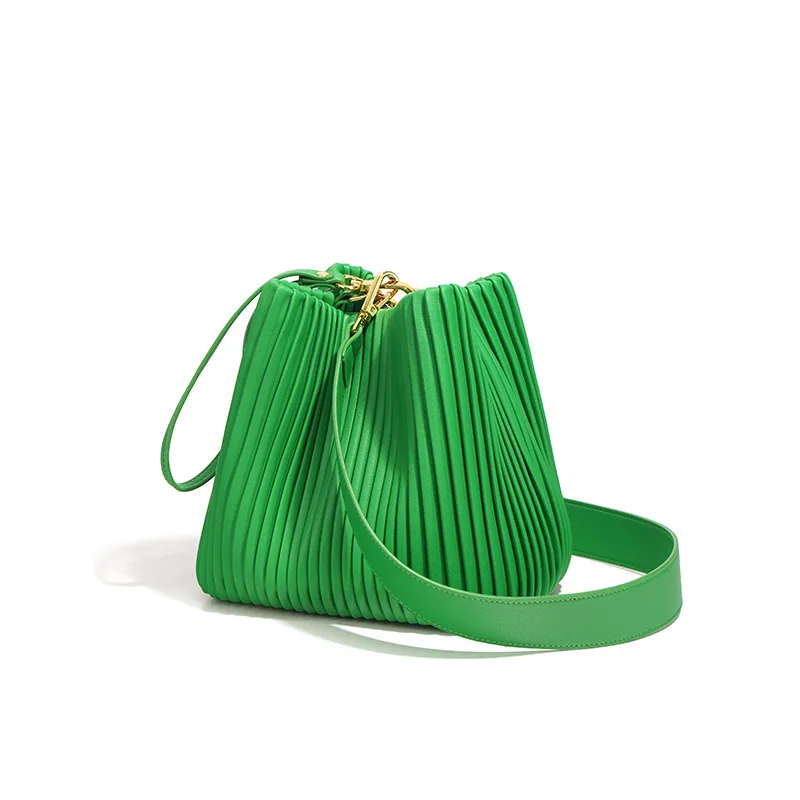 sac à main design haut de gamme en cuir véritable grande capacité sac seau de banlieue femmes simple épaule inclinée sac à bandoulière nouveau