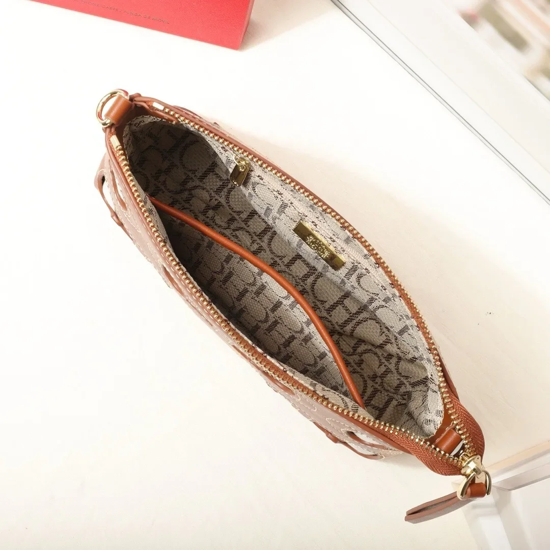 2025 classique élégant sac à main pour femmes simple vintage en cuir sac à bandoulière à la mode à la mode concepteur de luxe fourre tout lettre logo