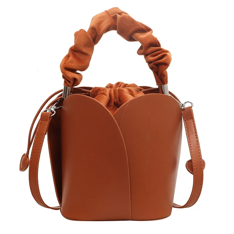 sac seau de luxe pour femmes, sac seau de style pétale de haute qualité, mode polyvalent, couleur unie, sac de transport pour les déplacements, offre spéciale, 2025