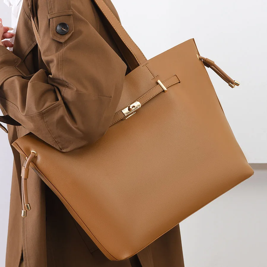 2025 nouveau sac fourre-tout pour femmes, sac à main Simple de couleur unie, sac décontracté polyvalent à la mode, sac à bandoulière de Shopping de banlieue