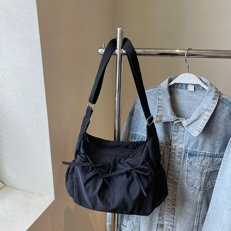 sacs hobo en tissu froncé, sac à bandoulière léger en nylon, élégant et réglable, parfait pour les tenues décontractées, errand quotidien