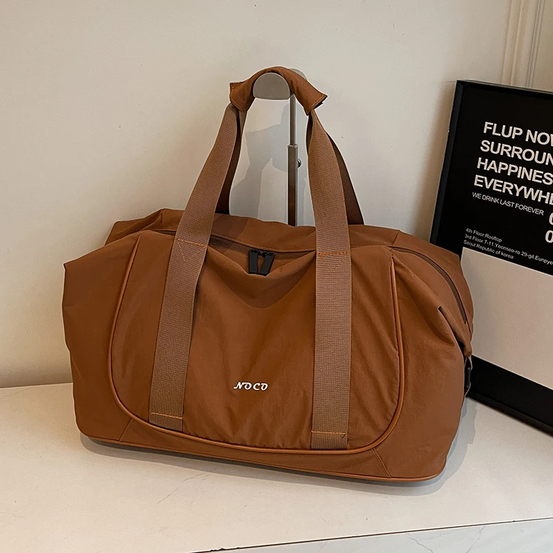 sac à main tendance de grande capacité pour femmes, sac essentiel de voyage simple et polyvalent pour les déplacements et le fitness