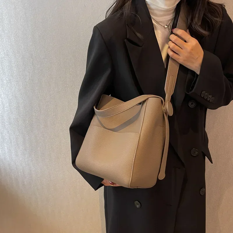 sacs latéraux à bandoulière seau pour femmes, petits sacs à main et bourses tendance de styliste, 2023